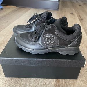 100% Authentic Chanel 15P Black Sneakers
